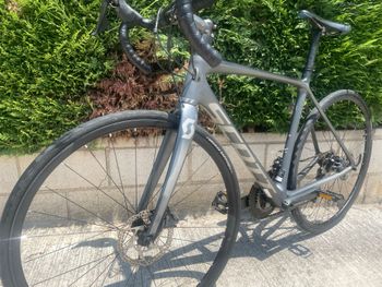 Used Scott Addict 10 disc carbon 2021 2021 Road & Gravel, Black — image 3 of 14