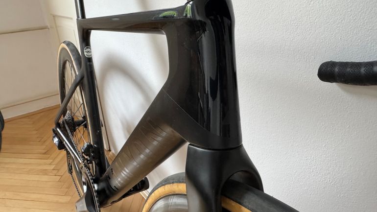 Used Canyon Aeroad CF SLX 8 Disc Di2 2023 2023 Road & Gravel, Black — image 3 of 17