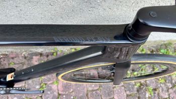 Used Canyon Aeroad CF SLX 8 Disc Di2 2023 2023 Road & Gravel, Black — image 3 of 13
