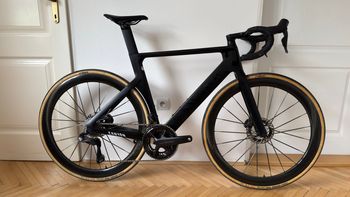 Used Canyon Aeroad CF SLX 8 Disc Di2 2023 2023 Road & Gravel