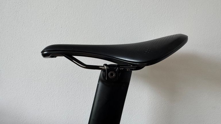 Used Canyon Aeroad CF SLX 8 Disc Di2 2023 2023 Road & Gravel, Black — image 16 of 17
