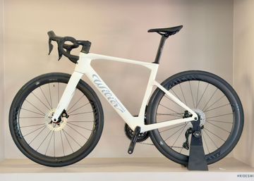 Used Wilier Custom Shimano 105 Di2 2027 Road & Gravel, White — image 4 of 6