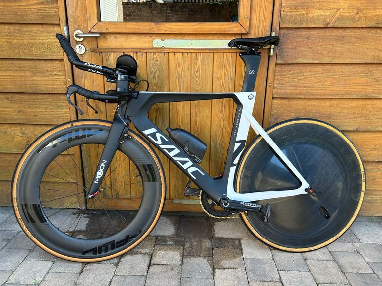 Used Isaac Muon Shimano Dura Ace Di2 2017 Road & Gravel, Negro — image 2 of 13