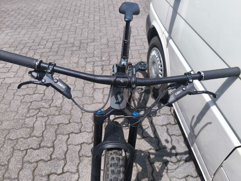 Used Scott Spark 920 TR 2023 2023 Mountainbike, Blue, 29 — image 5 of 6