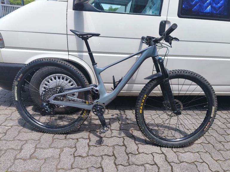 Used Scott Spark 920 TR 2023 2023 Mountainbike — image 1 of 6