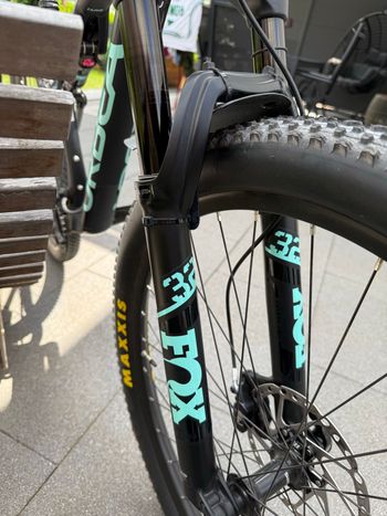 Used Orbea OIZ H30 2022 2022 Mountainbike, Black, 29 — image 13 of 14