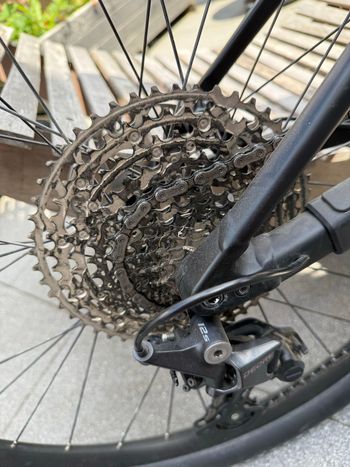 Used Orbea OIZ H30 2022 2022 Mountainbike, Black, 29 — image 7 of 14