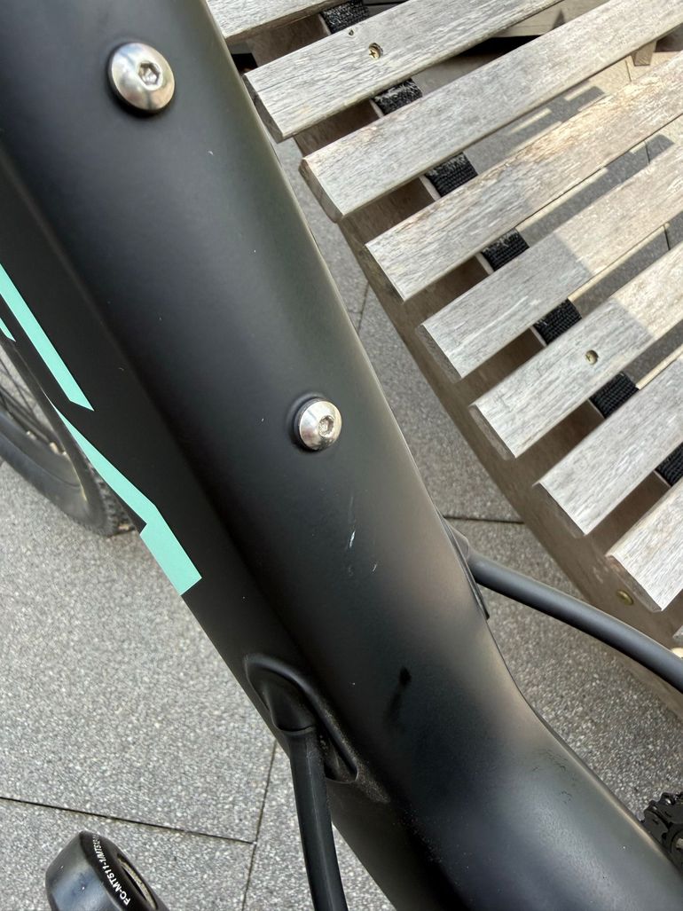 Used Orbea OIZ H30 2022 2022 Mountainbike, Black, 29 — image 11 of 14