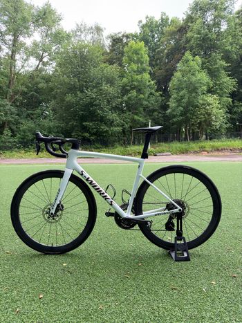 Used Specialized S-Works Tarmac SL8 - Shimano Dura-Ace Di2 2026 2026 Road & Gravel, White — image 2 of 9