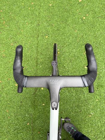 Used Specialized S-Works Tarmac SL8 - Shimano Dura-Ace Di2 2026 2026 Road & Gravel, White — image 5 of 9