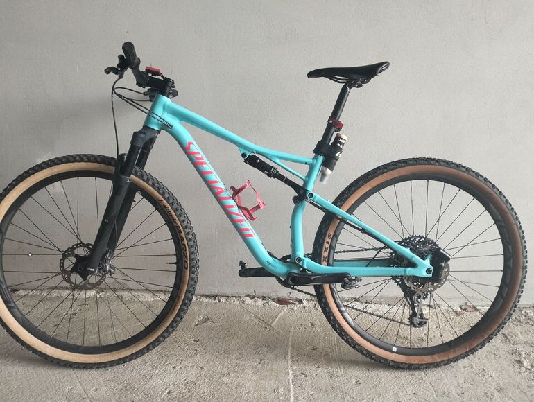 Used Specialized Men's Epic Comp 2018 2018 Mountainbike, Blue, 29 — image 2 of 3