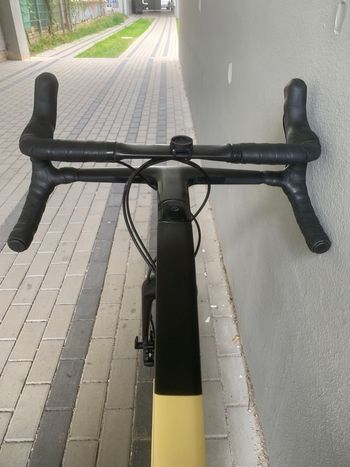 Used Canyon Grail CF SL 7 2023 2023 Road & Gravel, Black — image 5 of 10