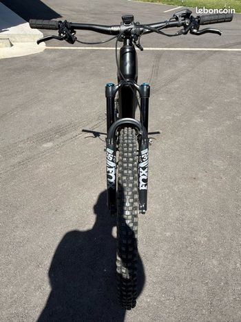 Used Whistle B-rush 9.8 Ldt 2023 Mountainbike, Black — image 3 of 6