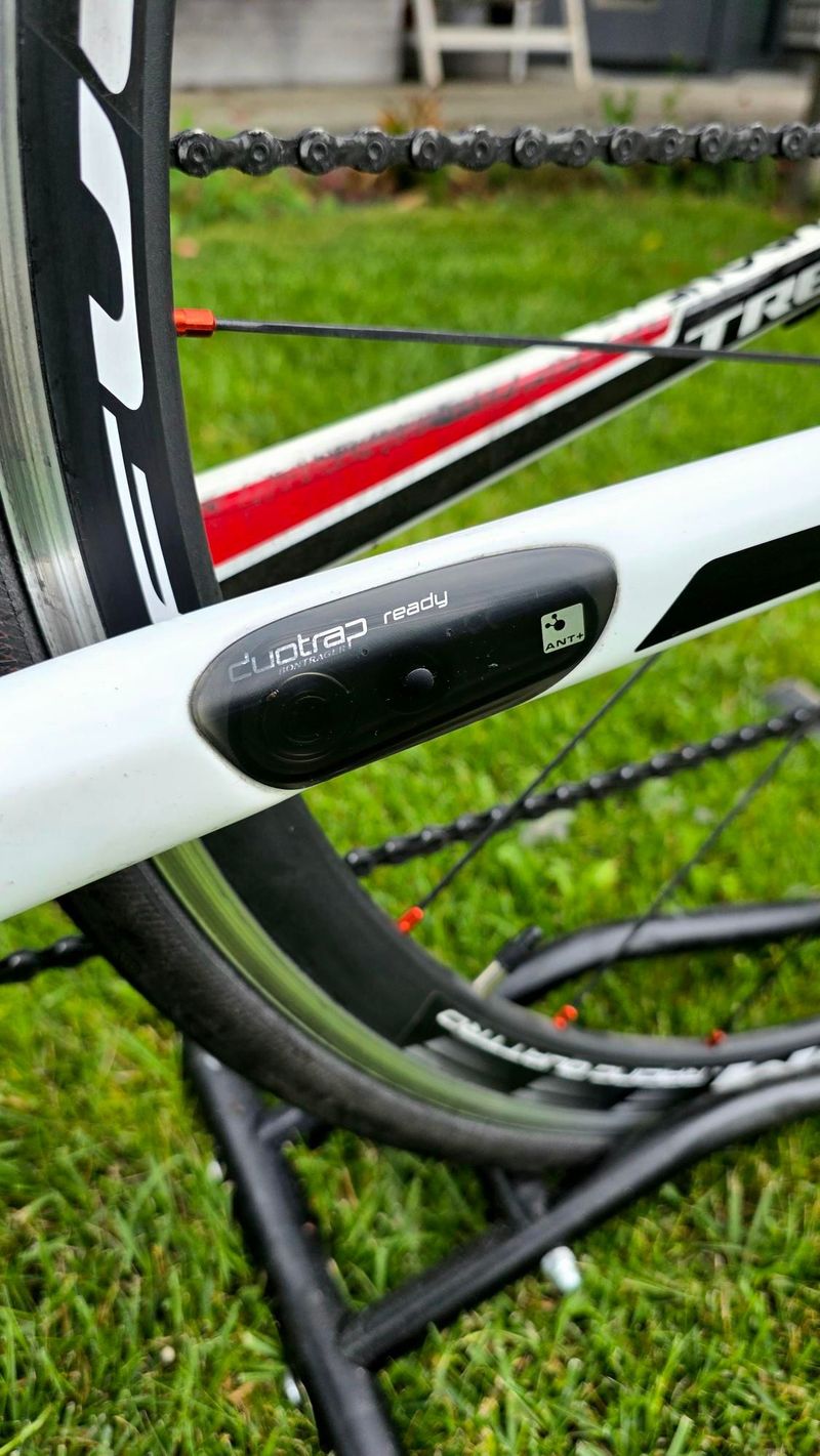 Used Trek Madone 4.7 H2 (Compact) 2012 2012 Road & Gravel, White — image 20 of 20