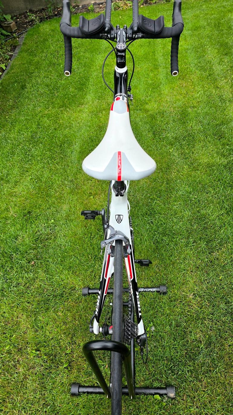 Used Trek Madone 4.7 H2 (Compact) 2012 2012 Road & Gravel, White — image 13 of 20