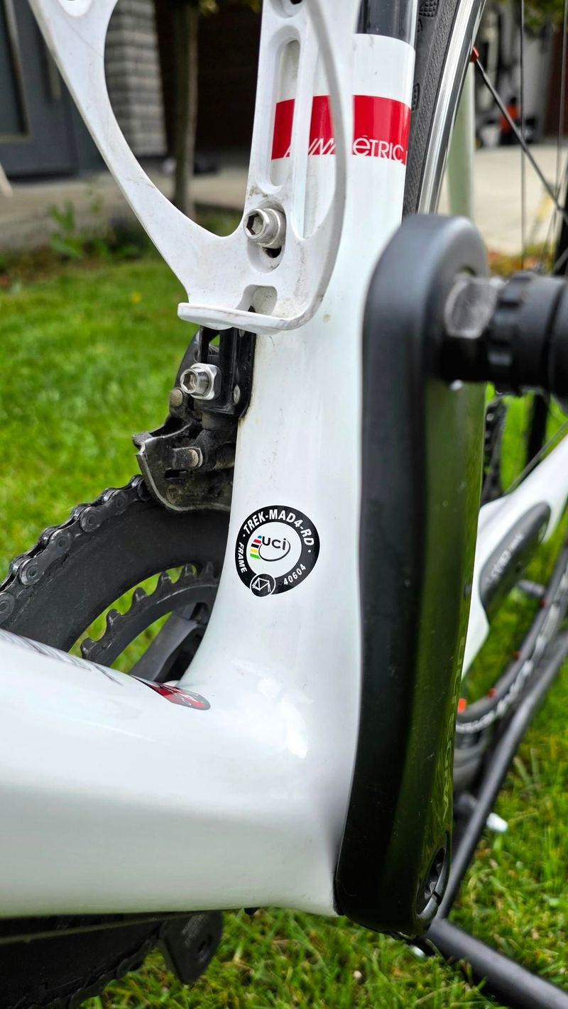 Used Trek Madone 4.7 H2 (Compact) 2012 2012 Road & Gravel, White — image 10 of 20