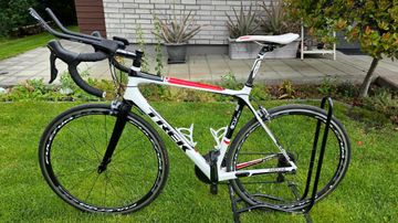 Used Trek Madone 4.7 H2 (Compact) 2012 2012 Road & Gravel, White — image 1 of 20