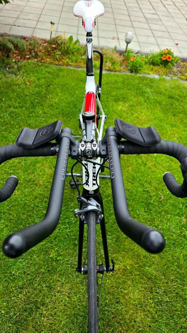 Used Trek Madone 4.7 H2 (Compact) 2012 2012 Road & Gravel, White — image 4 of 20