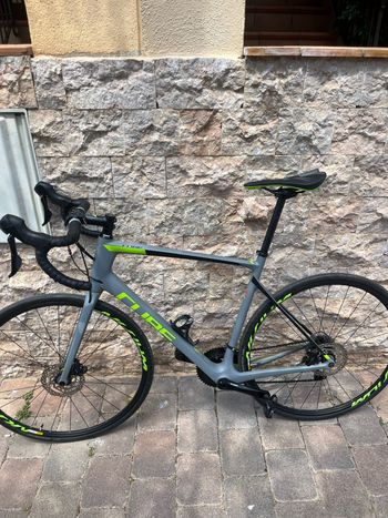 Used CUBE ATTAIN GTC Race Disc 2018 2018 Road & Gravel — image 2 of 3
