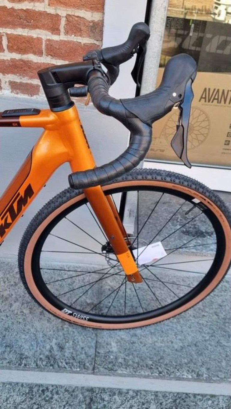 Used KTM MACINA GRAVELATOR SX 10 2025 2025 Road & Gravel, Orange — image 4 of 9