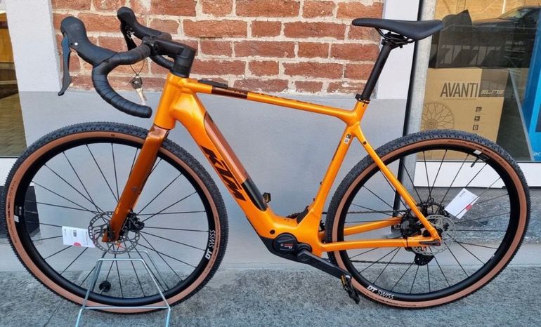 Used KTM MACINA GRAVELATOR SX 10 2025 2025 Road & Gravel, Orange — image 2 of 9