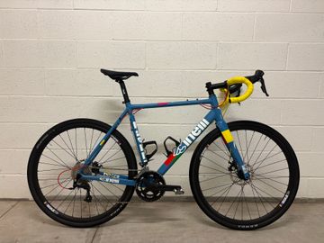 Cinelli ZYDECO LALA - SHIMANO SORA 9V 2024 2024 Road & Gravel usato