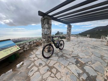 Używany Orbea WILD M-TEAM 2025 2025 Mountainbike — zdjęcie 6 z 7
