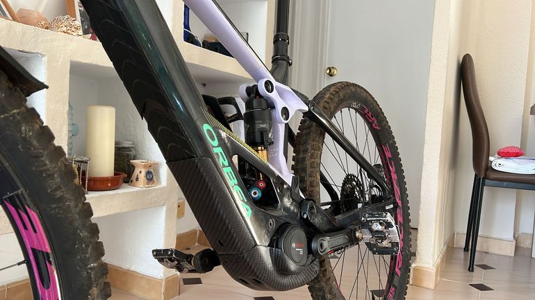 Used Orbea WILD M-TEAM 2025 2025 Mountainbike, Purple, 29 — image 5 of 7