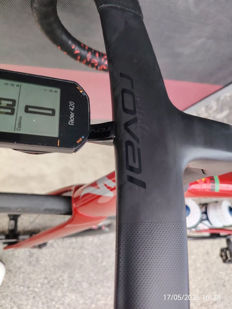 Used Specialized Tarmac SL8 Comp - Shimano 105 Di2 2026 2026 Road & Gravel, Red — image 6 of 6