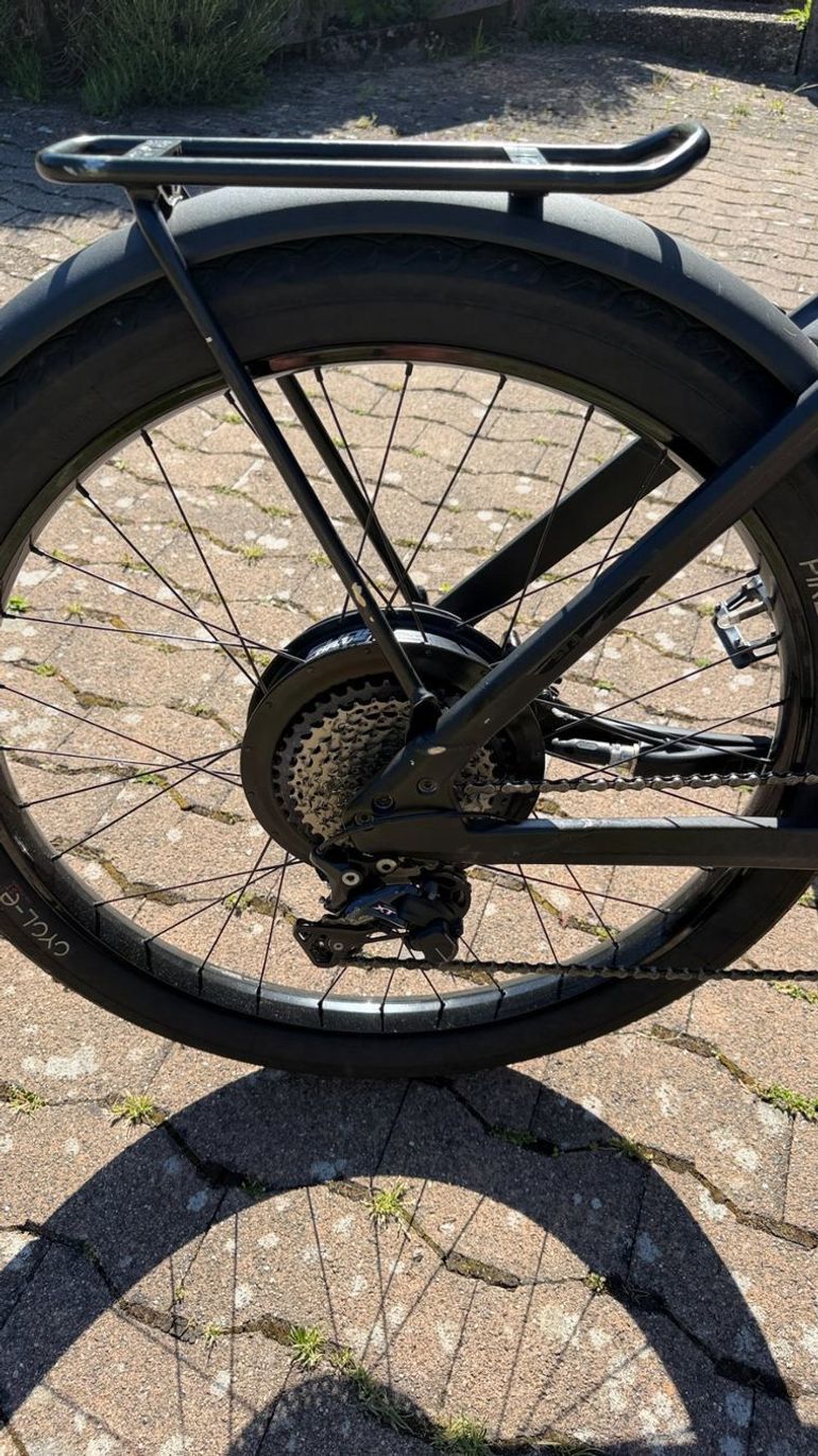 Used Stromer ST3 | L | 10.806 km | Schwarz | Gewartet am 25. Dezember Stromer ST3 | L | 10.806 km | Schwarz | Gewartet am 25. Dezember Custom Shimano Ultegra 2024 Road & Gravel, Black — image 3 of 5