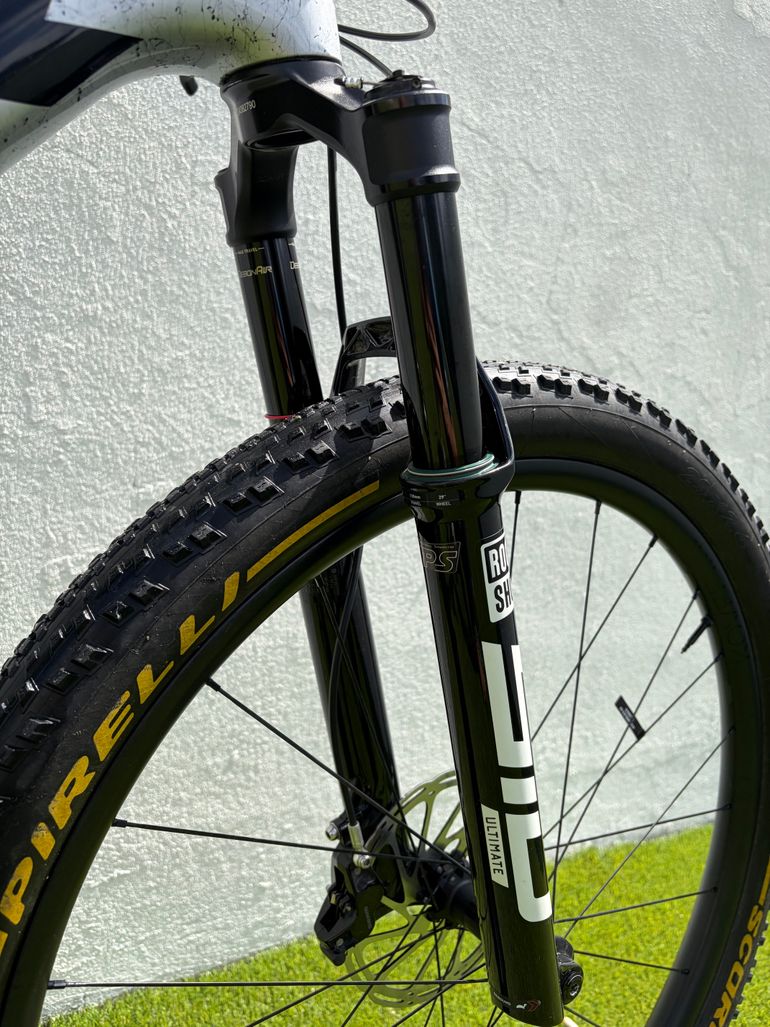 Used Trek Supercaliber SLR 9.9 X0 AXS Gen 2 2024 2024 Mountainbike, Light Gray, 29 — image 5 of 8