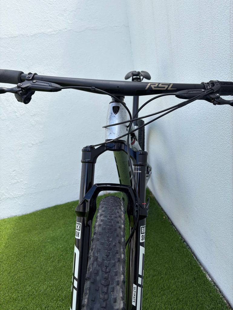 Used Trek Supercaliber SLR 9.9 X0 AXS Gen 2 2024 2024 Mountainbike, Light Gray, 29 — image 7 of 8