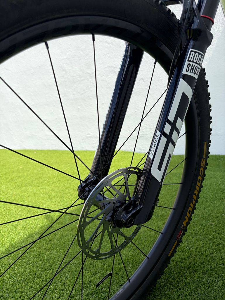 Used Trek Supercaliber SLR 9.9 X0 AXS Gen 2 2024 2024 Mountainbike, Light Gray, 29 — image 8 of 8