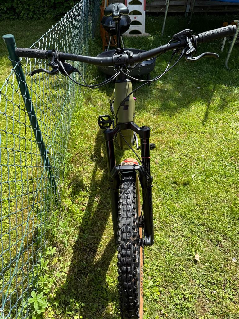 Used CUBE STEREO HYBRID 160 HPC, RACE 750 27.5 2023 2023 Mountainbike, Green, 27.5 — image 3 of 5
