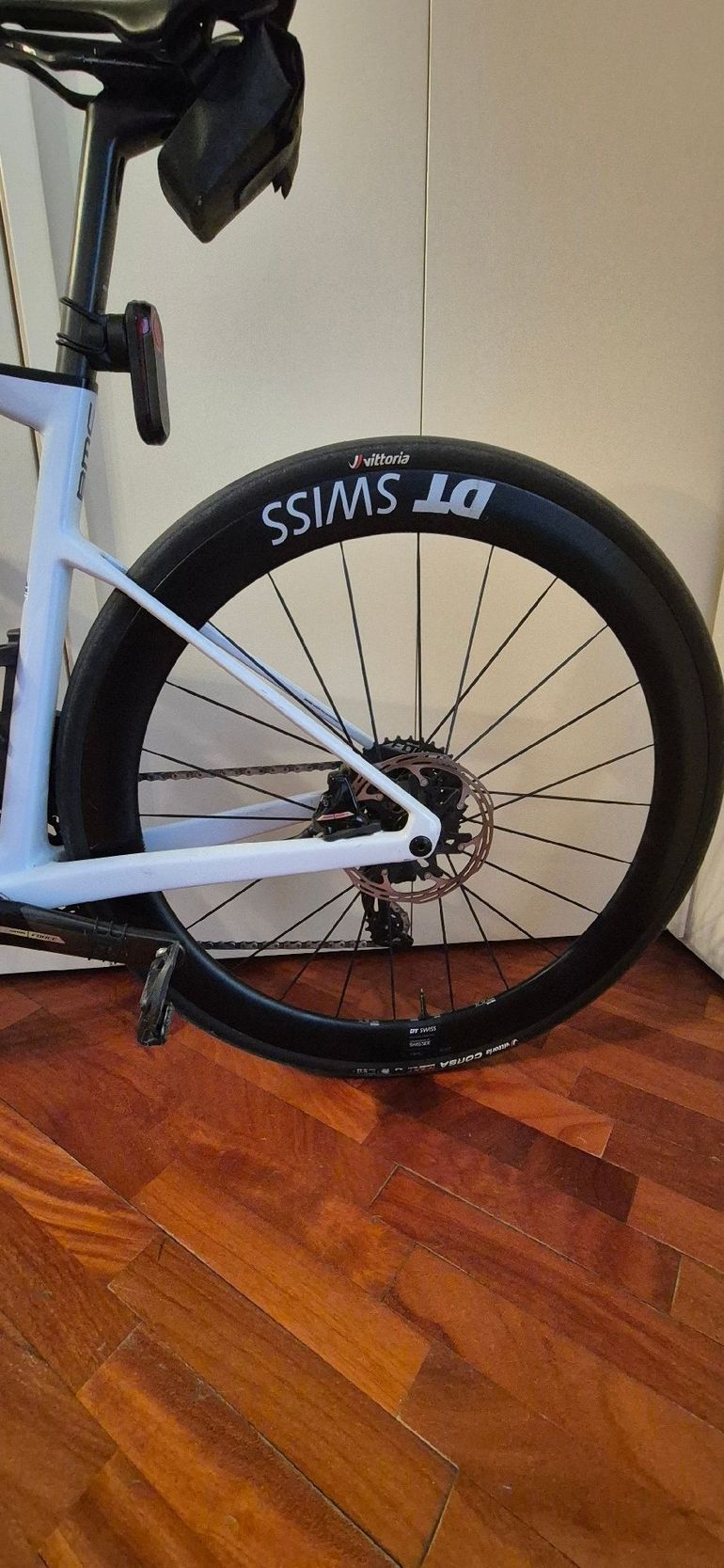Used BMC Teammachine SRAM Force eTap AXS 2024 Road & Gravel — image 9 of 12