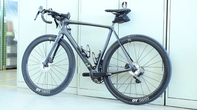 Used Cannondale Synapse Carbon Disc 105 2020 2020 Road & Gravel, Light Gray — image 5 of 15