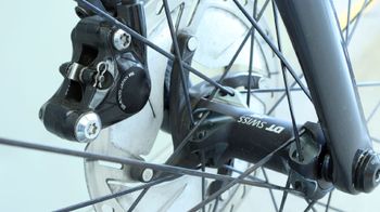 Used Cannondale Synapse Carbon Disc 105 2020 2020 Road & Gravel, Light Gray — image 10 of 15