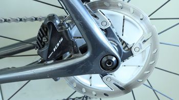 Used Cannondale Synapse Carbon Disc 105 2020 2020 Road & Gravel, Light Gray — image 12 of 15