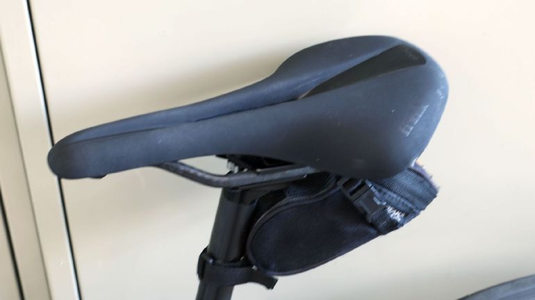 Used Cannondale Synapse Carbon Disc 105 2020 2020 Road & Gravel, Light Gray — image 15 of 15