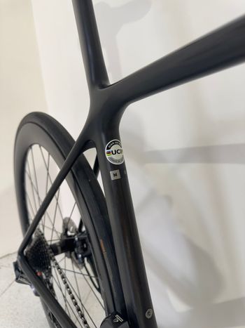 Used Giant TCR 0 Advanced SL Disc Di2 2022 Road & Gravel, Black — image 8 of 17