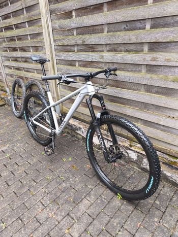 Used Canyon Stoic 3 2023 2023 Mountainbike, Light Gray, 27.5, 29 — image 3 of 13