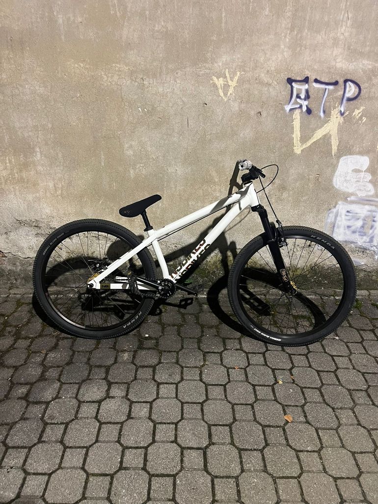 Used ns bikes Ns Bike Movement 3 2022 Mountainbike, White — image 1 of 3