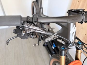 Used Specialized Epic SRAM X01 Eagle AXS 2023 Mountainbike, Light Gray, 29 — image 10 of 14