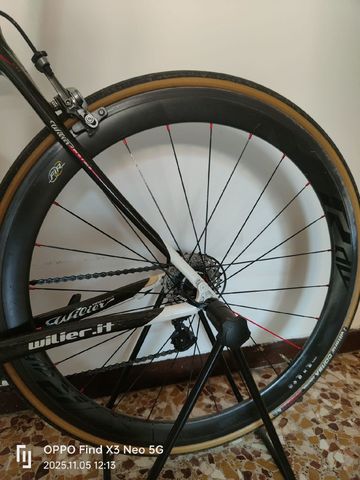 Used Willier Custom Shimano Ultegra 2018 Road & Gravel, Red — image 2 of 6