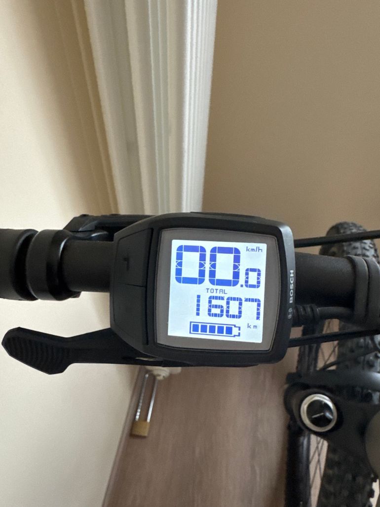 Used Trek Powerfly FS 4 500 Gen 2 2023 2023 Mountainbike — image 5 of 7