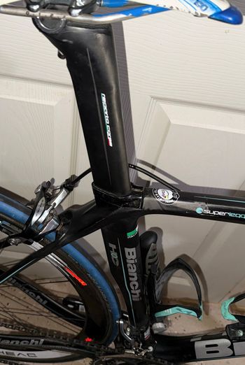 Used Bianchi Oltre Shimano Dura Ace 2015 Road & Gravel, Black — image 10 of 12