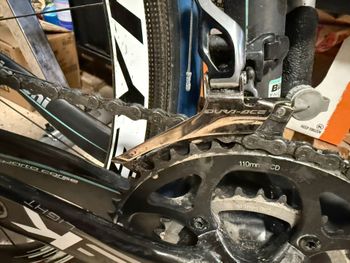 Used Bianchi Oltre Shimano Dura Ace 2015 Road & Gravel, Black — image 5 of 12