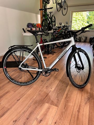 Stevens E-Strada 7.3.4 FEQ 2025 2025 Urban & Touring usato