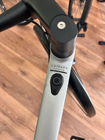 Gebrauchtes Stevens E-Strada 7.3.4 FEQ 2025 2025 Urban, Hellgrau — Bild 2 von 8