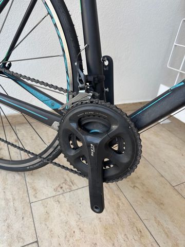 CUBE Axial Shimano 105 2018 Road & Gravel usato, Nero — immagine 3 di 4
